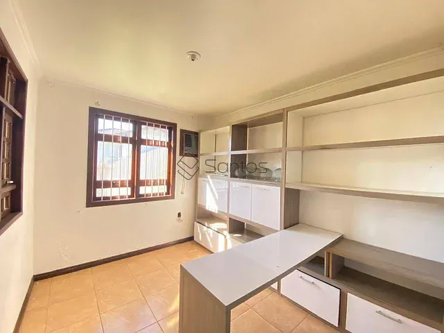 Casa 4 quartos e 4 banheiros, à venda ou para alugar, no bairro Morada do Sol em Ijuí