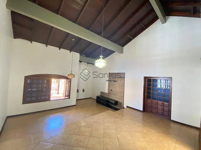 Casa 4 quartos e 4 banheiros, à venda ou para alugar, no bairro Morada do Sol em Ijuí