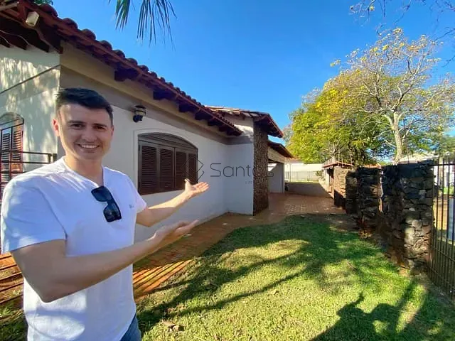 Casa 4 quartos e 4 banheiros, à venda ou para alugar, no bairro Morada do Sol em Ijuí