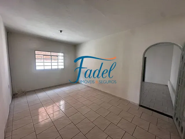 Casa 2 quartos e 1 banheiro, para alugar, no bairro Jardim Esperança em Conchal