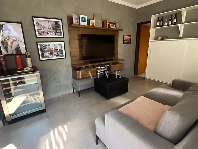 Casa com 501m² 3 quartos e 4 banheiros, à venda, no bairro Recanto do Salto em Londrina