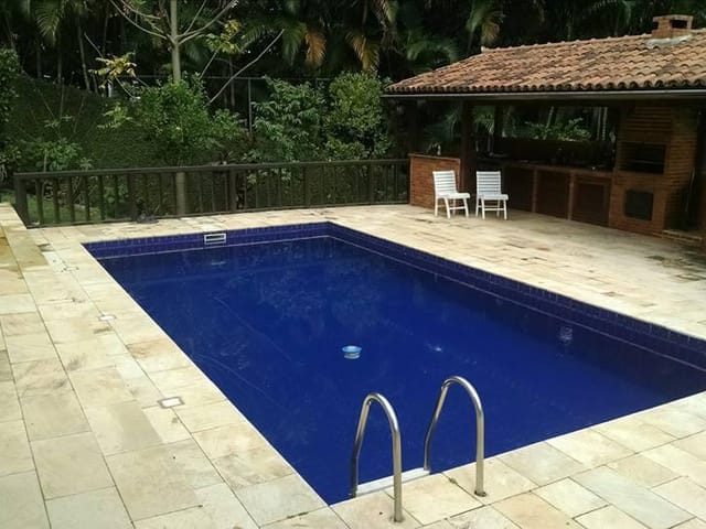 Casa com 597m² 6 quartos e 8 banheiros, à venda, no bairro Itanhangá em Rio de Janeiro