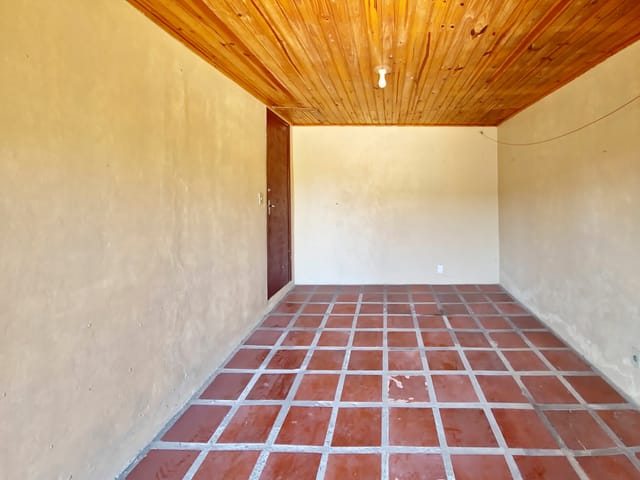 Casa com 200m² 2 quartos e 1 banheiro, à venda, no bairro Fragata em Pelotas