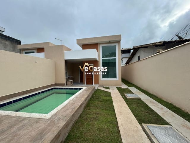 Casa com 120m² 3 quartos e 2 banheiros, à venda, no bairro Village Rio das Ostras em Rio das Ostras