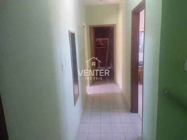 Casa com 250m² 5 quartos e 3 banheiros, à venda, no bairro Jardim Ana Emilia em Taubaté