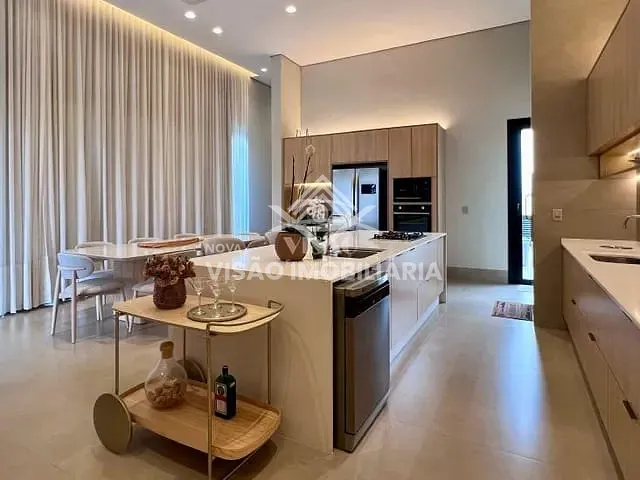 Casa com 360m², à venda, no bairro Aquarela das Artes em Sinop