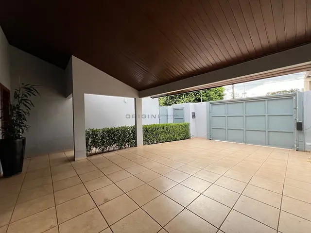 Casa com 360m² 4 quartos e 6 banheiros, à venda, no bairro Vila Giocondo Orsi em Campo Grande