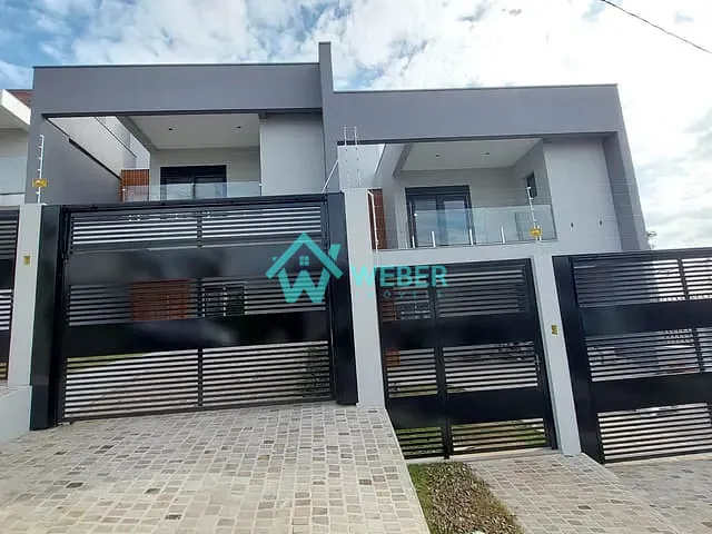 Casa com 174m² 3 quartos e 4 banheiros, à venda, no bairro Hamburgo Velho em Novo Hamburgo