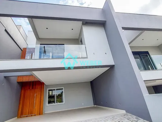 Casa com 174m² 3 quartos e 4 banheiros, à venda, no bairro Hamburgo Velho em Novo Hamburgo