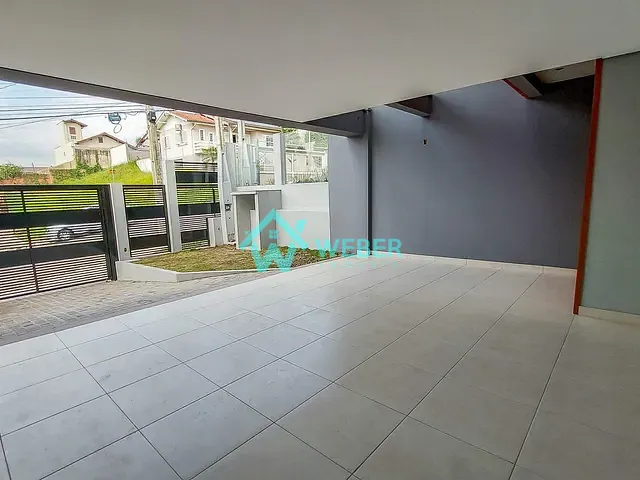 Casa com 174m² 3 quartos e 4 banheiros, à venda, no bairro Hamburgo Velho em Novo Hamburgo