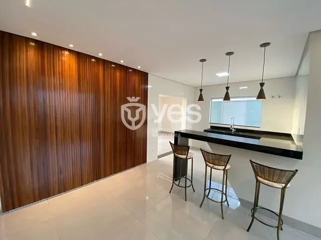Casa com 325m² 3 quartos e 2 banheiros, à venda, no bairro Recanto do Bosque em Araxá