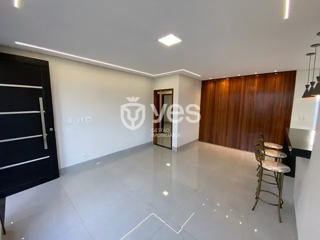 Casa com 325m² 3 quartos e 2 banheiros, à venda, no bairro Recanto do Bosque em Araxá