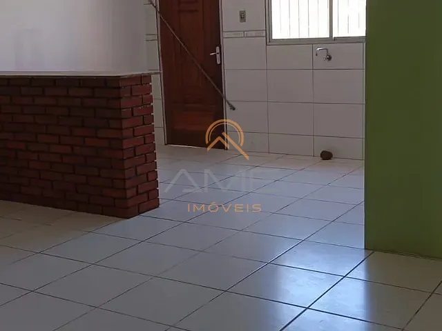 Casa 2 quartos e 1 banheiro, à venda, no bairro Fragata em Pelotas