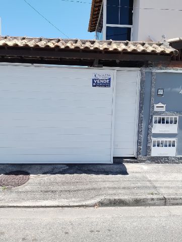 Casa 2 quartos e 3 banheiros, à venda, no bairro Costazul em Rio das Ostras