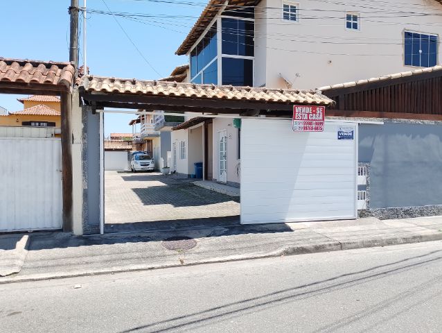 Casa 2 quartos e 3 banheiros, à venda, no bairro Costazul em Rio das Ostras