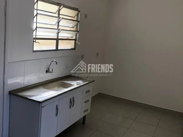 Casa com 35m² 1 quarto e 1 banheiro, para alugar, no bairro Vila Mazzei em São Paulo