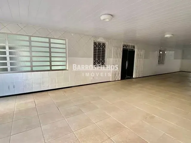Casa com 450m² 6 quartos e 6 banheiros, à venda, no bairro Suíssa em Aracaju