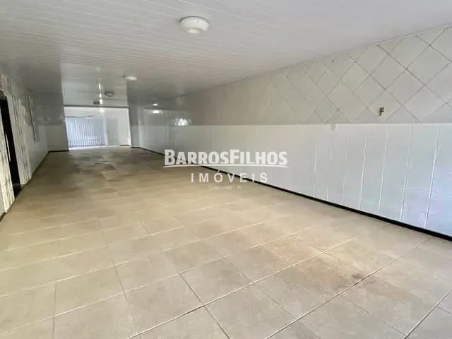 Casa com 450m² 6 quartos e 6 banheiros, à venda, no bairro Suíssa em Aracaju