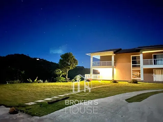 Casa com 30000m² 4 quartos e 3 banheiros, à venda, no bairro Chapéu em Domingos Martins