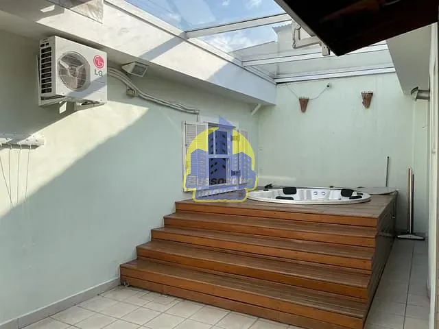 Casa com 250m² 3 quartos e 2 banheiros, à venda, no bairro Jardim Sarah em São Paulo