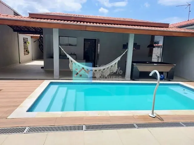 Casa com 302m² 2 quartos e 2 banheiros, à venda, no bairro Vila Tesouro em São José dos Campos