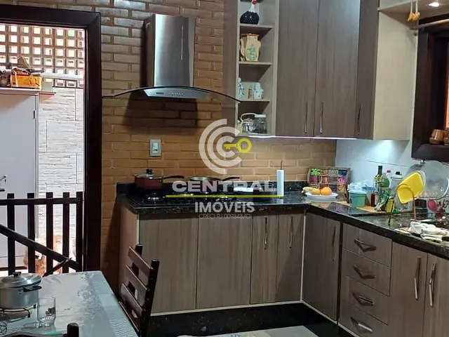 Casa com 240m² 4 quartos e 3 banheiros, à venda, no bairro Venda das Pedras em Itaboraí