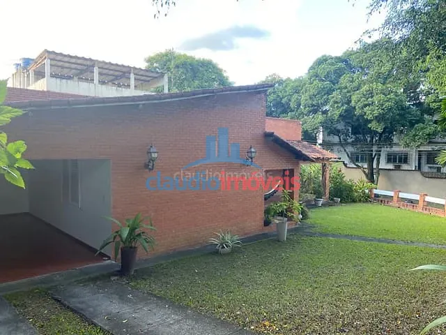 Casa com 470m² 2 quartos e 1 banheiro, à venda, no bairro Jardim Europa em Volta Redonda