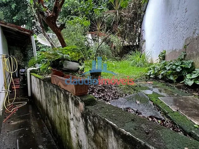 Casa com 470m² 2 quartos e 1 banheiro, à venda, no bairro Jardim Europa em Volta Redonda