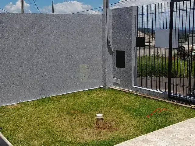 Casa com 150m² 2 quartos e 1 banheiro, à venda, no bairro Loteamento Residencial Veneza em Apucarana