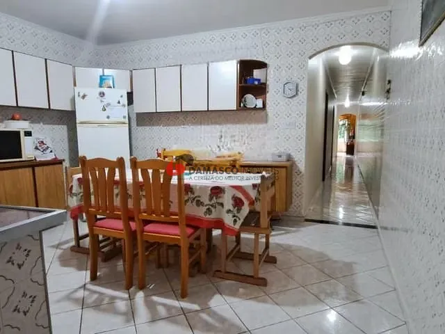 Casa com 315m² 2 quartos e 1 banheiro, à venda, no bairro Santa Maria em São Caetano do Sul