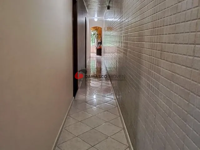 Casa com 315m² 2 quartos e 1 banheiro, à venda, no bairro Santa Maria em São Caetano do Sul