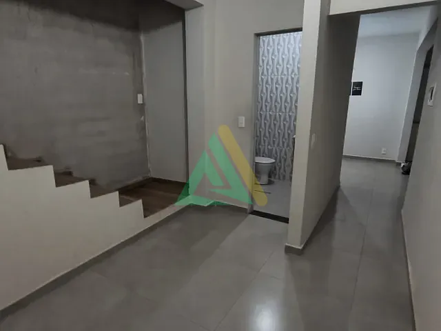Casa com 300m² 5 quartos e 3 banheiros, à venda, no bairro Jardim Quartieri em Mogi Mirim