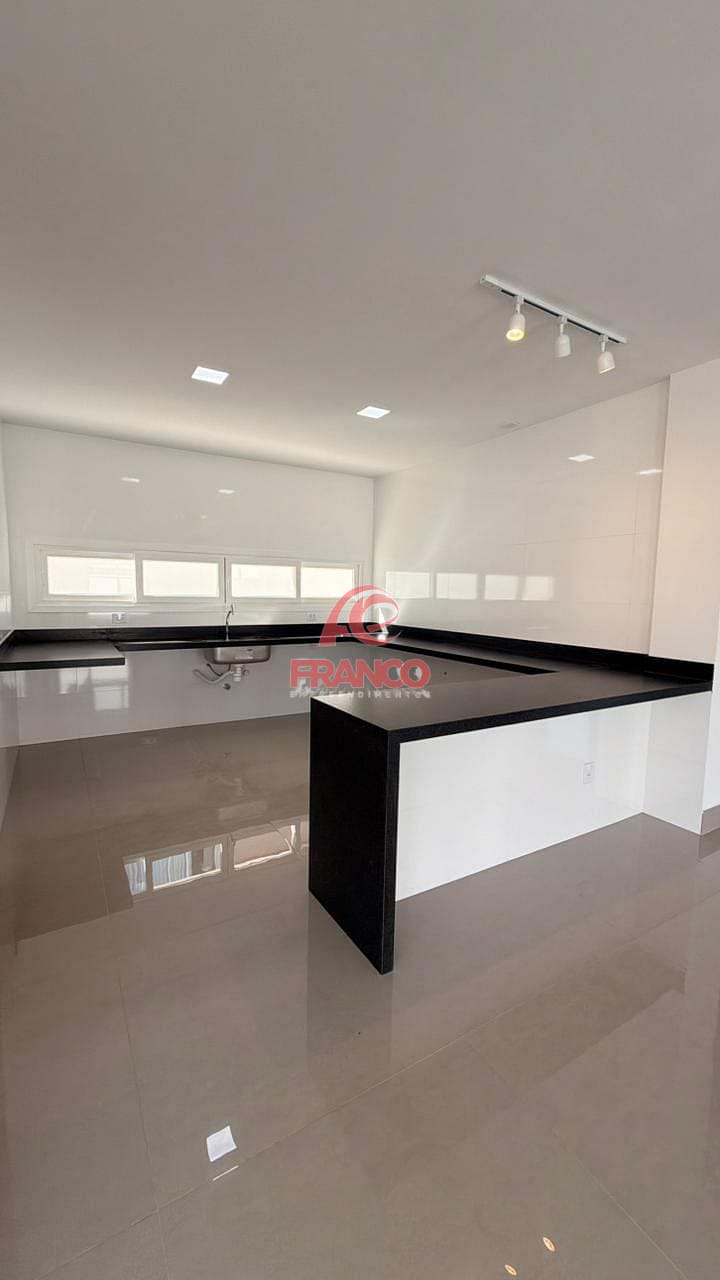 Casa, 4 quartos, 270 m² - Foto 8