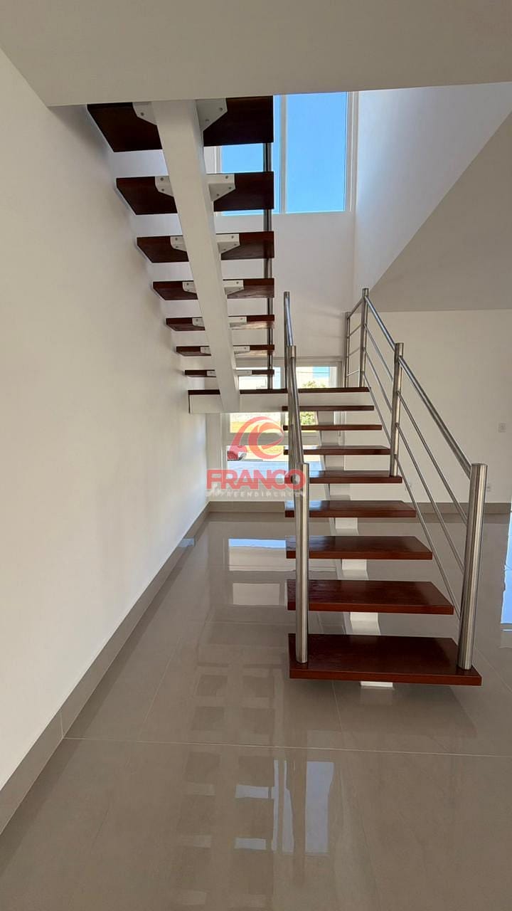 Casa, 4 quartos, 270 m² - Foto 15
