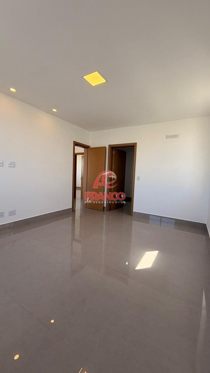 Casa, 4 quartos, 270 m² - Foto 28
