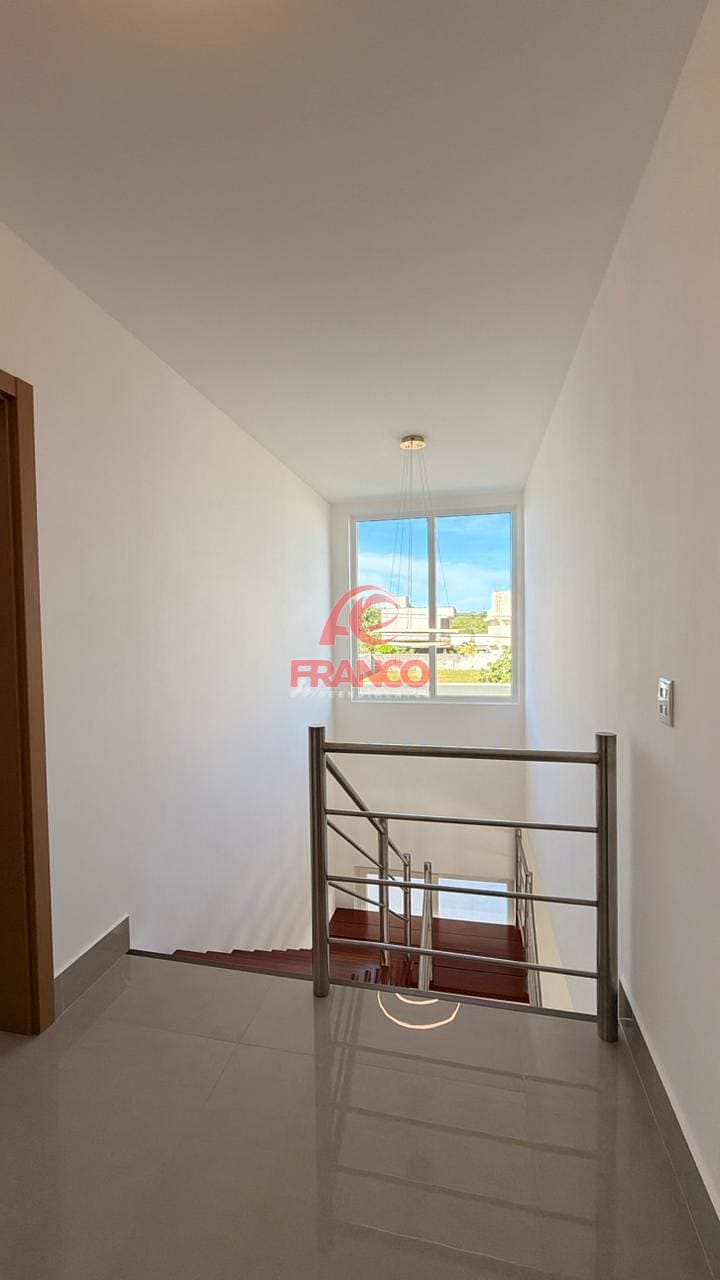 Casa, 4 quartos, 270 m² - Foto 33