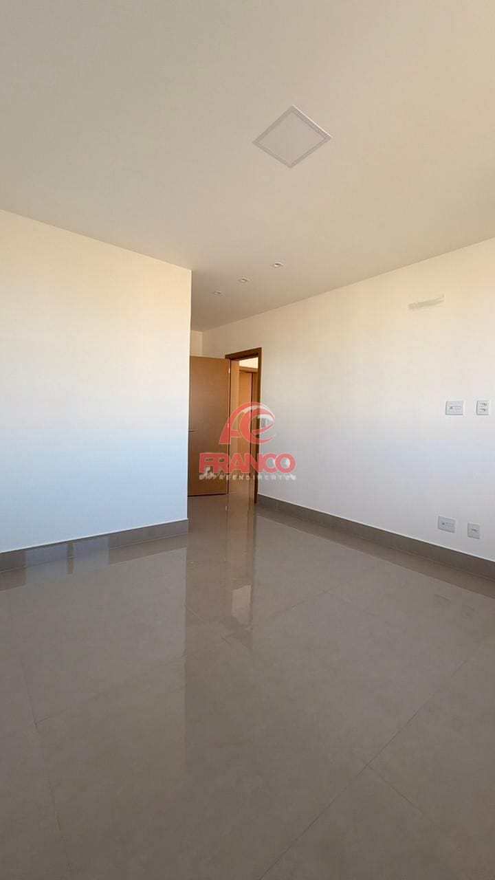 Casa, 4 quartos, 270 m² - Foto 34