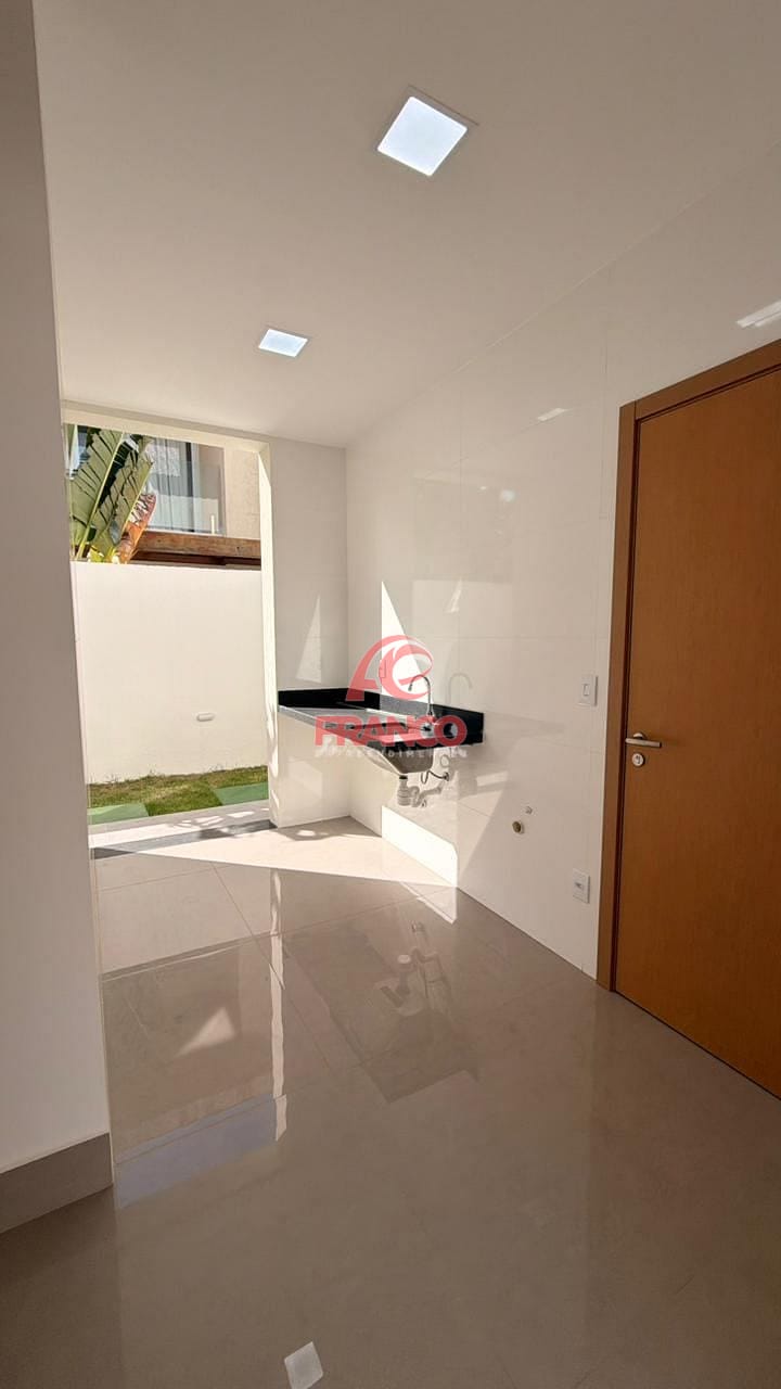 Casa, 4 quartos, 270 m² - Foto 38