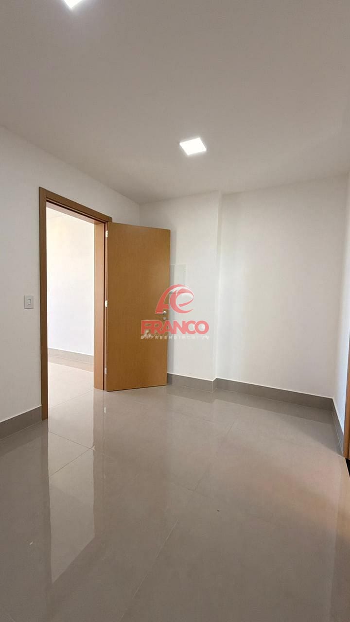 Casa, 4 quartos, 270 m² - Foto 39