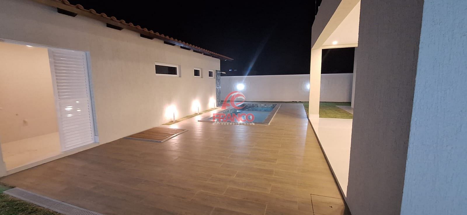 Casa, 4 quartos, 270 m² - Foto 12