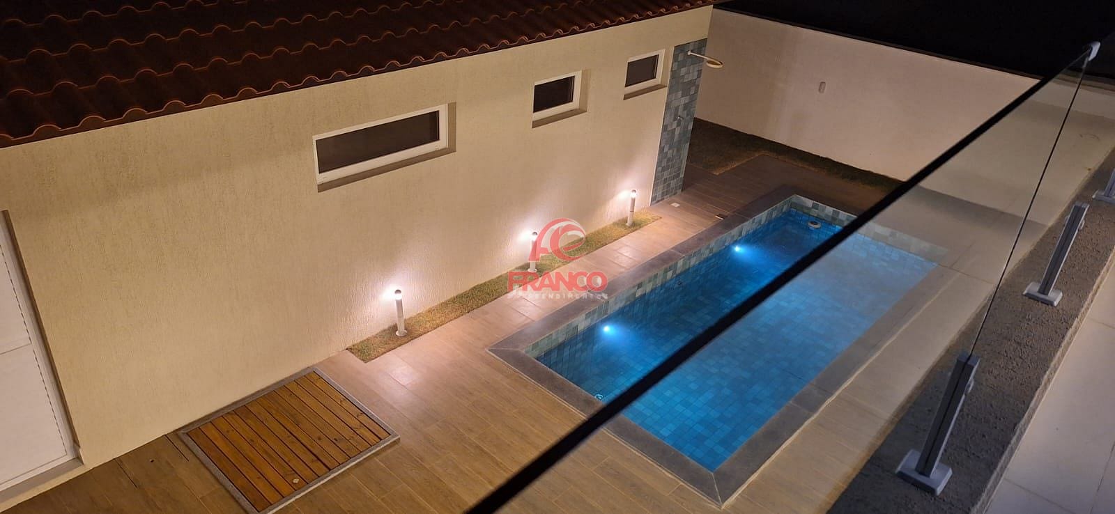 Casa, 4 quartos, 270 m² - Foto 22