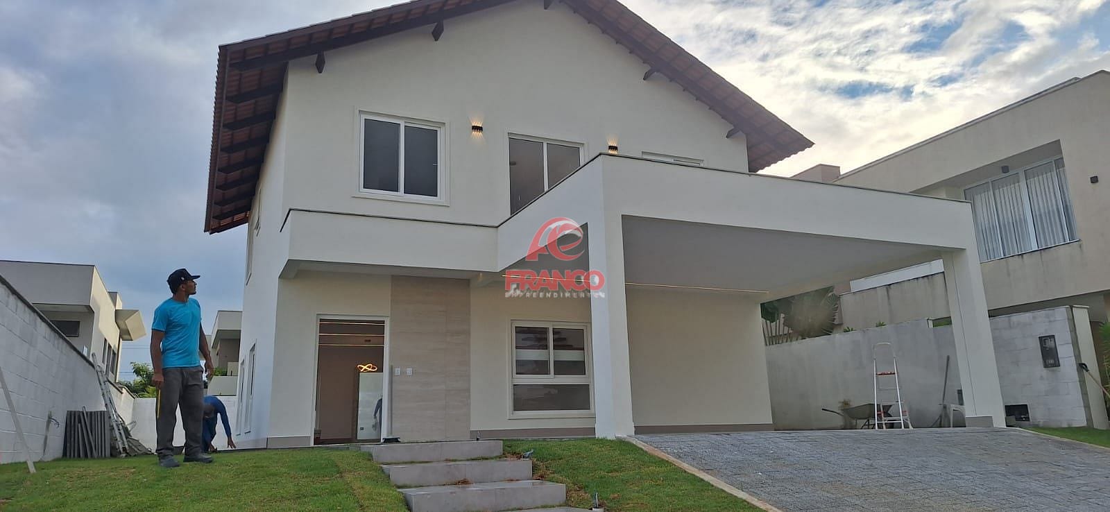 Casa, 4 quartos, 270 m² - Foto 3