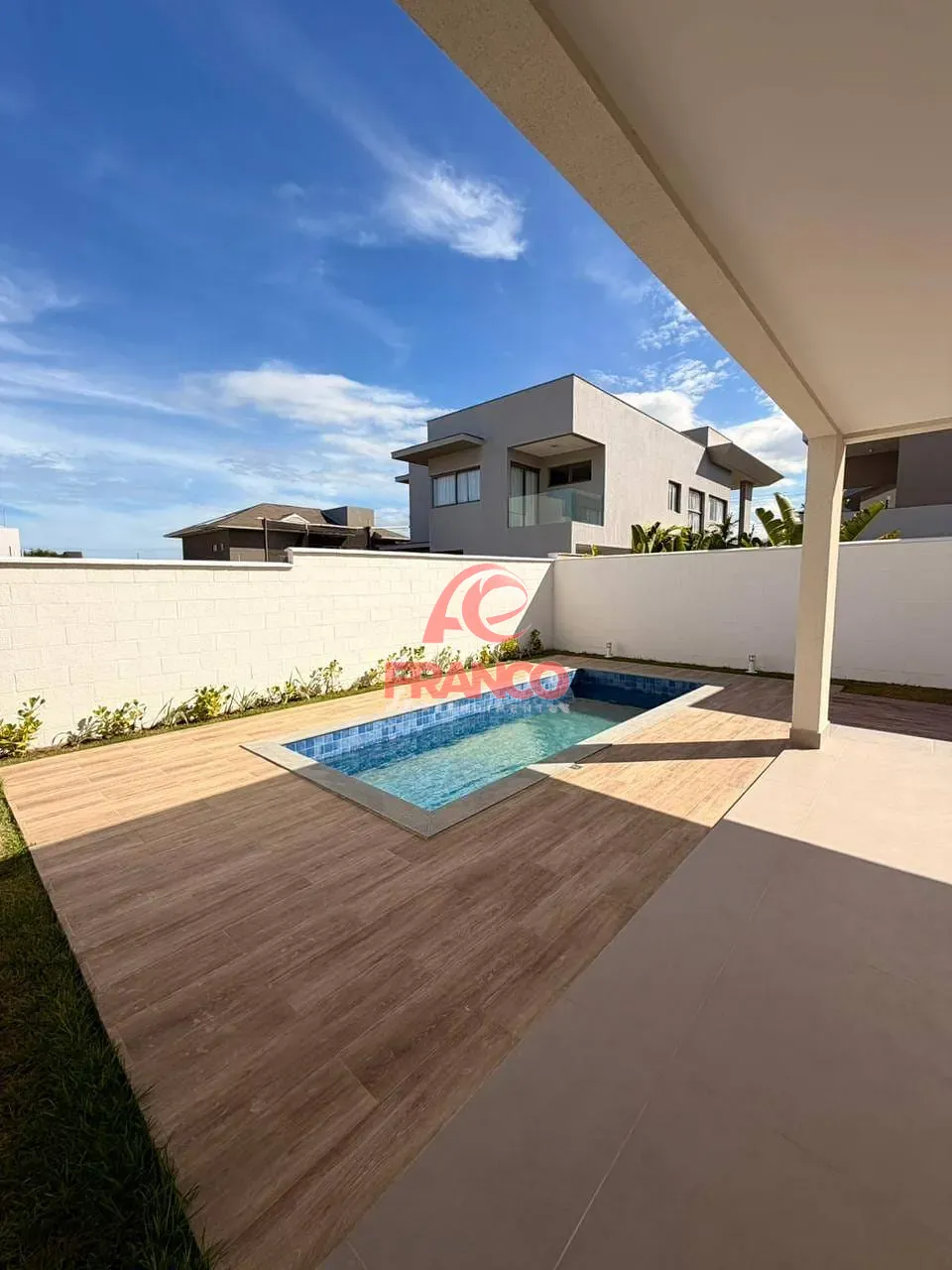 Casa, 4 quartos, 270 m² - Foto 27