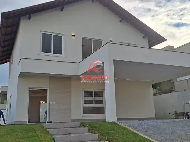 Casa 4 quartos e 5 banheiros, à venda, no bairro Pium (Distrito Litoral) em Parnamirim