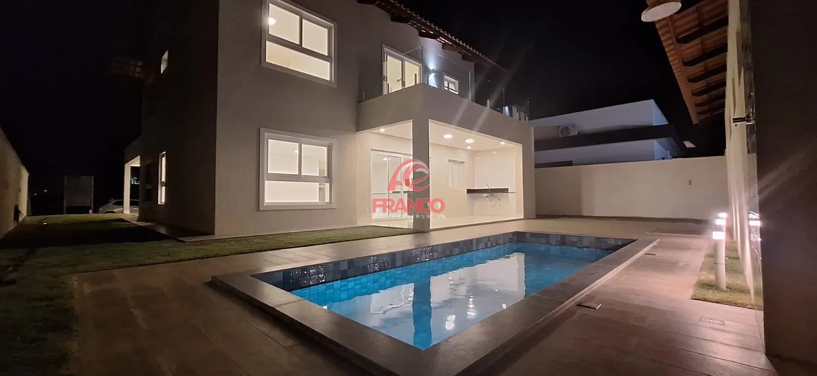 Casa, 4 quartos, 270 m² - Foto 24
