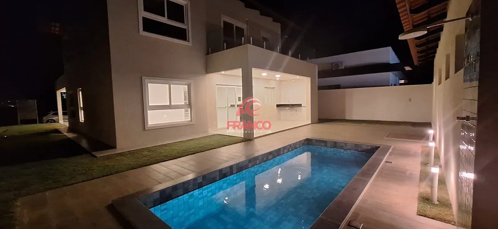 Casa, 4 quartos, 270 m² - Foto 25