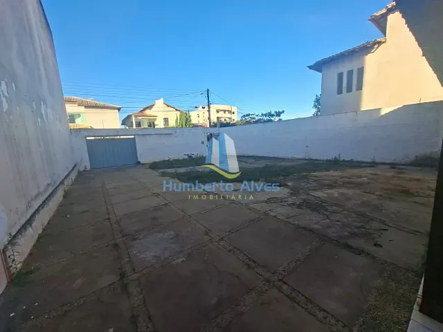 Casa 3 quartos e 2 banheiros, para alugar, no bairro Candeias em Vitória da Conquista