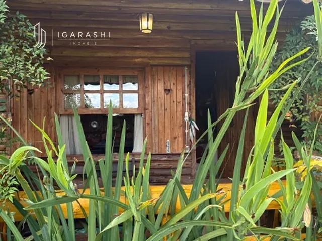 Casa 2 quartos e 3 banheiros, à venda ou para alugar, no bairro Mury em Nova Friburgo