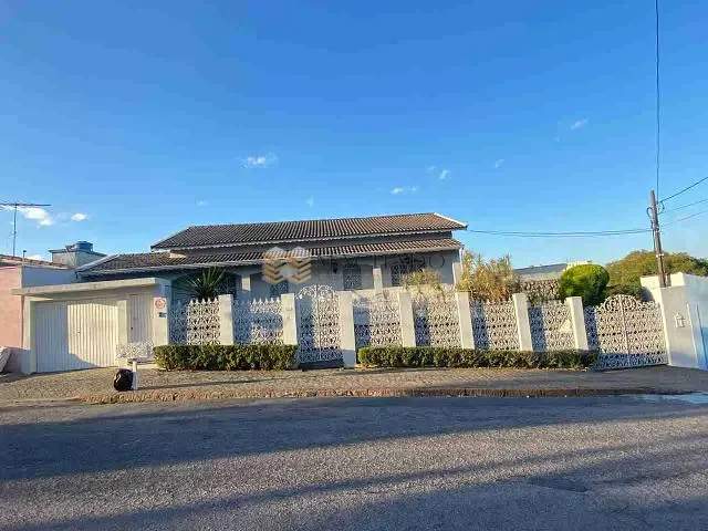 Casa 3 quartos e 4 banheiros, à venda, no bairro Vila Progresso em Jundiaí