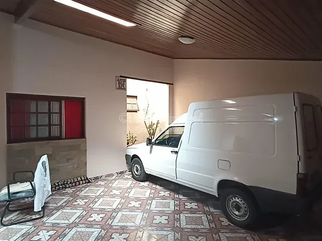 Casa com 250m² 2 quartos e 2 banheiros, à venda, no bairro Jardim Planalto em Jaguariúna